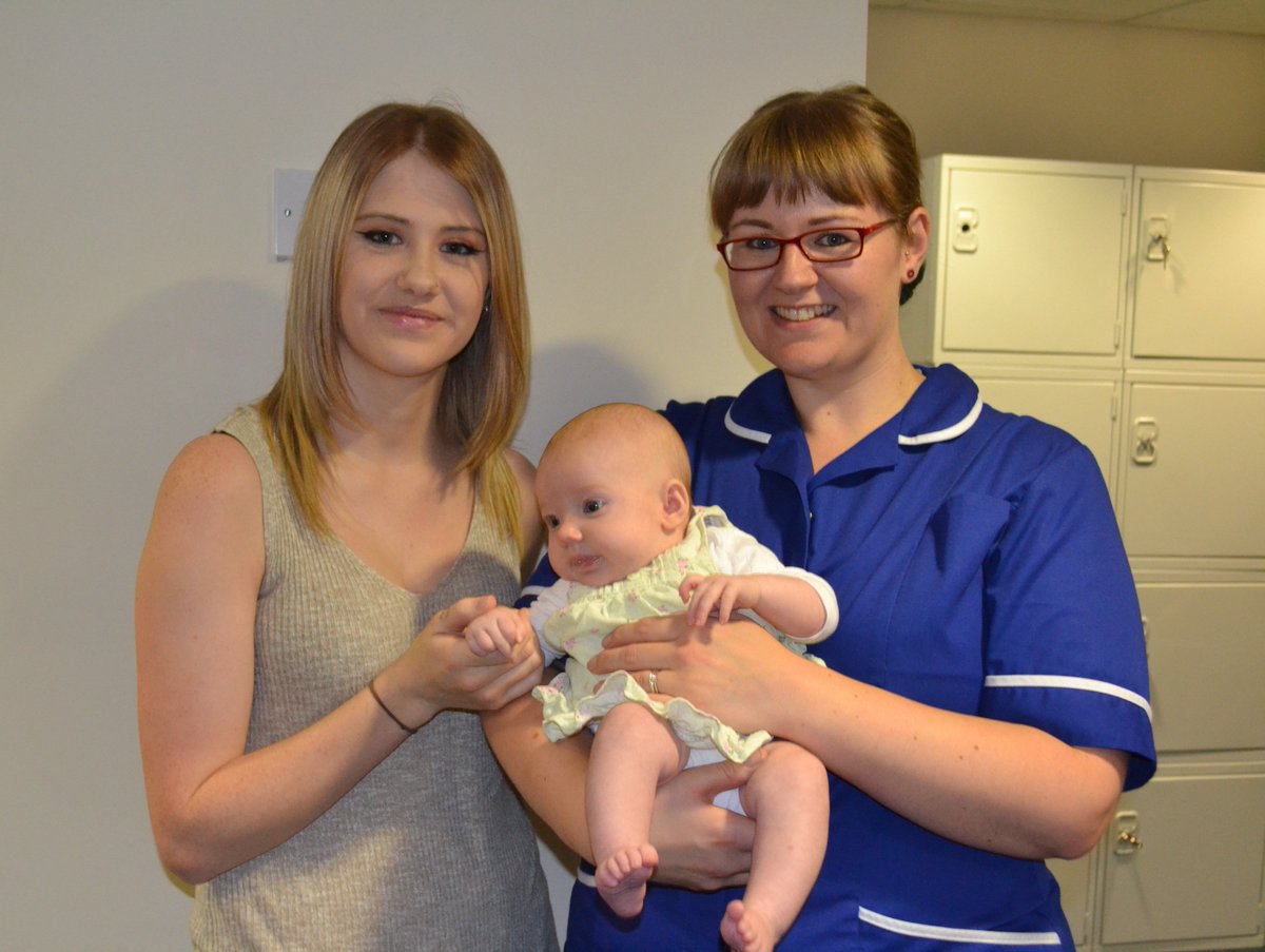 Our Bronte Birth Centre team <a href="/DewsHospital/">Dewsbury Hospital</a> yesterday celebrated the unit’s 1st birthday by inviting new mums &amp; staff to a party #midwives