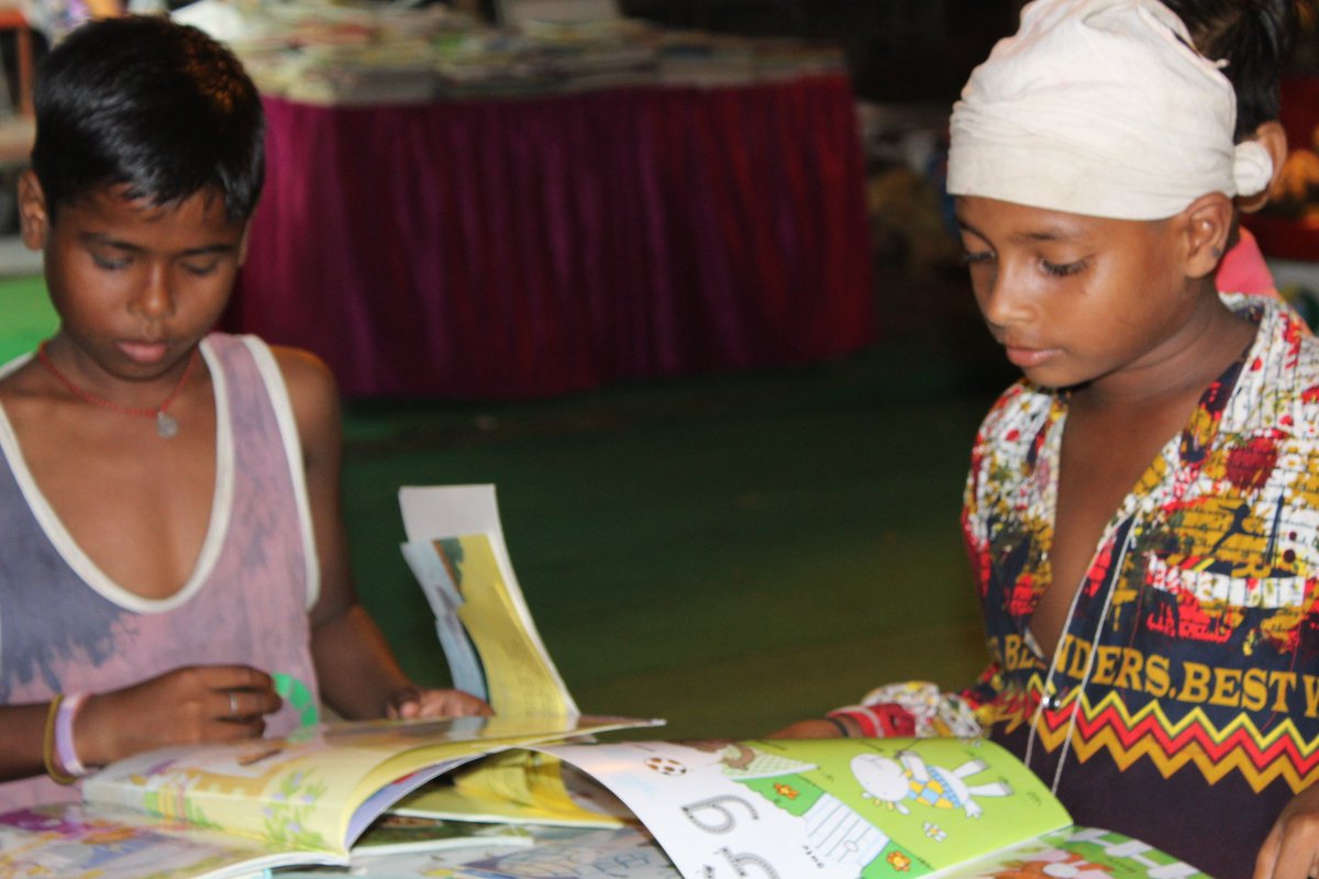 SujeetJourno's tweet image. #15th_national_book_fair_lucknow #sujeetkumar