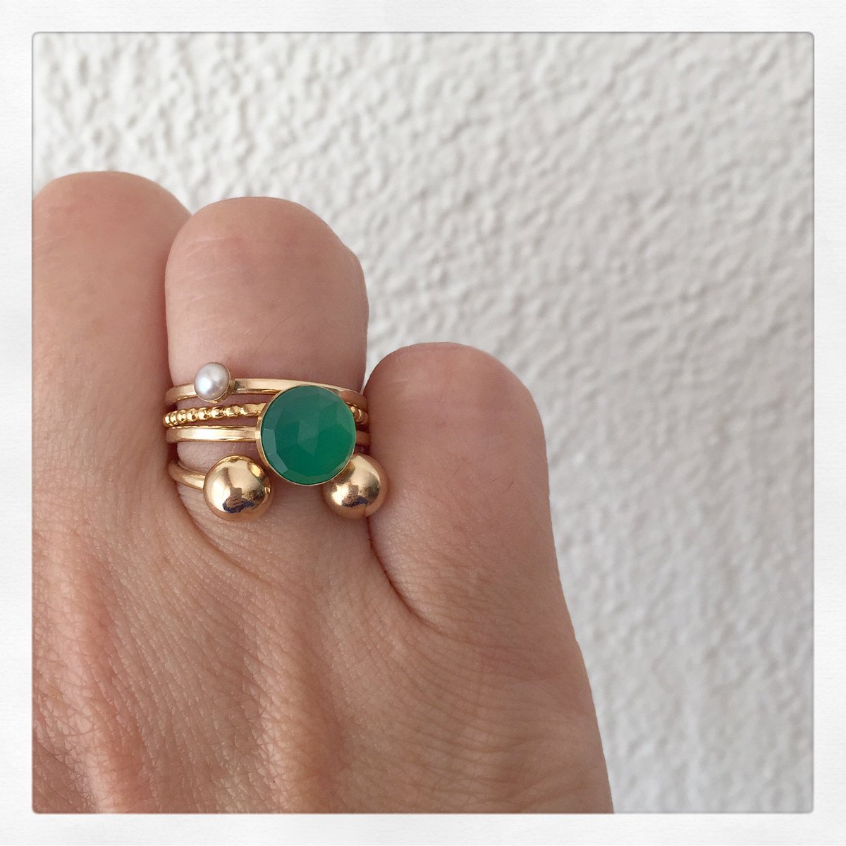 misskukie's tweet photo. #Wednesday
Todays golden stack 
all 14ct gold filled
#stackingrings #minimalstyle 
Rings available separately https://t.co/L6aQPHfZlV