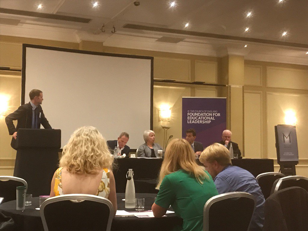 readvisers's tweet image. Panel time! Questions from the day! #creatingcharacter