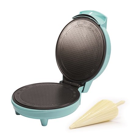 ExclusivelyShow's tweet image. Was that a @gourmetgadgetry cone and waffle maker we spotted on #GBB0 @BritishBakeOff?