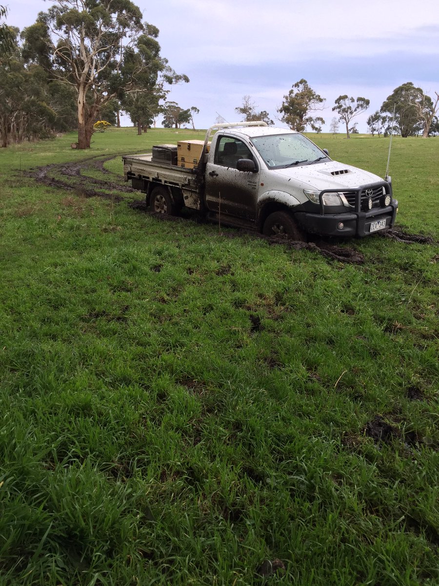 dan_potatoes's tweet image. Might be best to have another week or two in the workshop I think! #bogged #towettoplough #walkhome