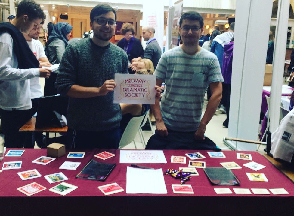 thedramasoc's tweet photo. Come see us at Freshers Fayre ๐ now in the deep end ! #HelloMedway https://t.co/CjDFTrlK84