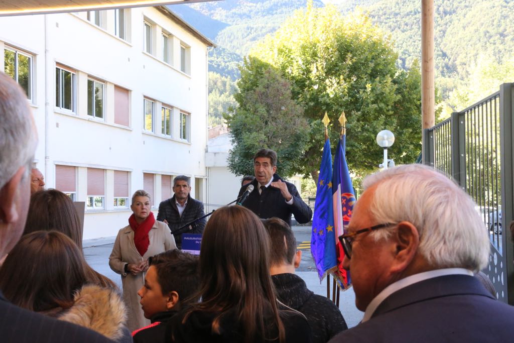 ca_ginesy's tweet photo. @AlpesMaritimes @anne_sattonnet Avec @anne_sattonnet, nous avons voulu répondre à tous les besoins pour avoir des établissements et des équipements en bon état #plancollege https://t.co/DJmU0UKjIU