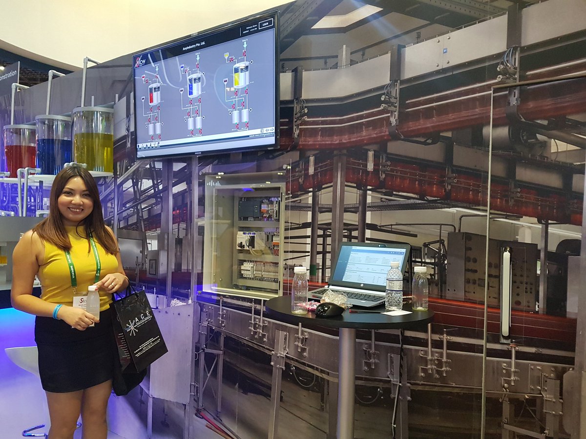 SearchElect's tweet photo. Learning about Operational #technology at @Singtel super cool booth!! @SICWSG #SICW2017 #GovWare2017 #govware #cybersecurity #security https://t.co/bW3bzaLvsC