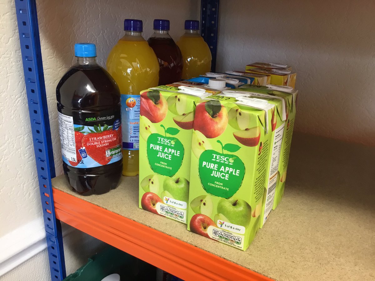 weavervale's tweet photo. We are at the @GreenbankHub today to meet the volunteers &amp; speak to some of the people who have used their food bank service. https://t.co/o1Z9A23cB3