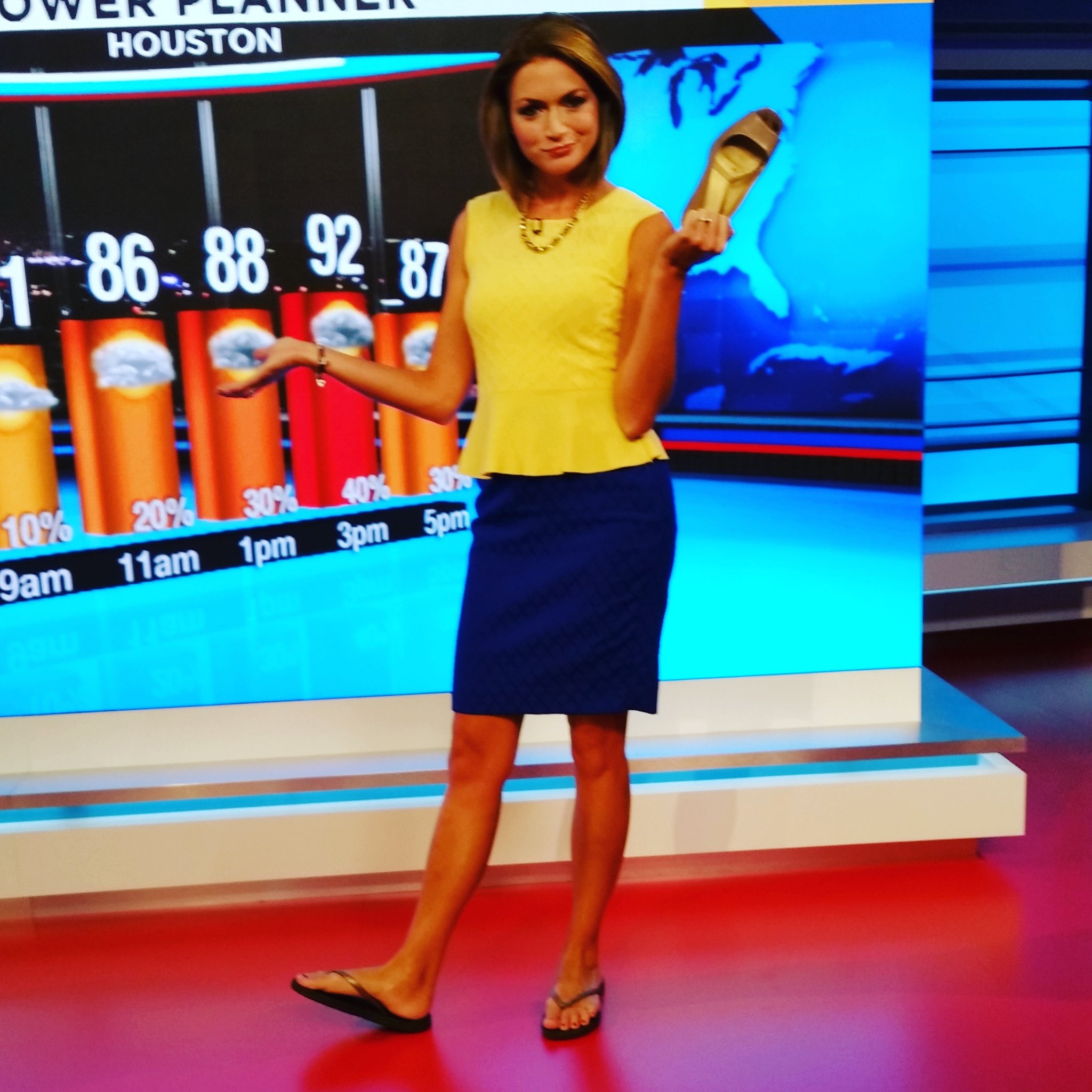 britta-merwin-on-twitter-packed-2-shoes-but-only-1-made-it-on-set-seriously-kprc2-welovemornings-kprc2-https-t-co-sj7rjr84lp-twitter