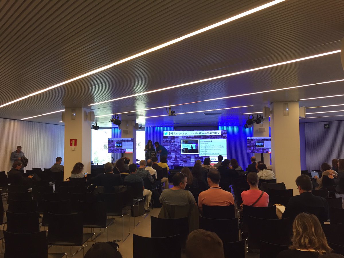 Asistiendo a la interesante jornada de #marketplaces de <a href="/elogia/">Elogia</a> #EventosWalley