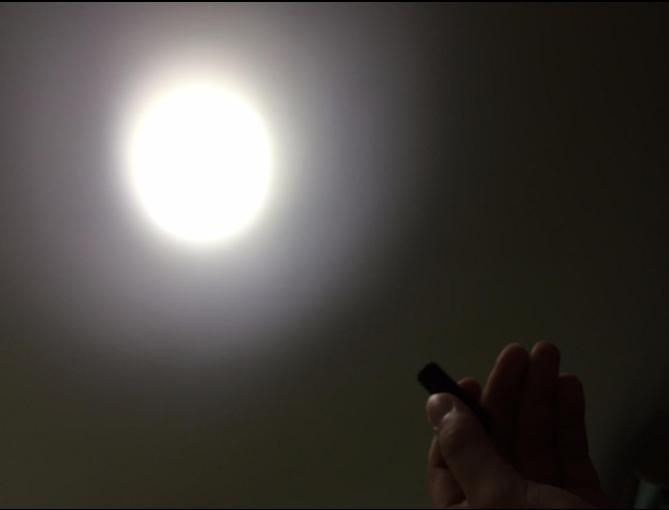 Heliuslight's tweet image. Share some more beam shot of the little keychain light Sigma VI. #130lumens #miniflashlight