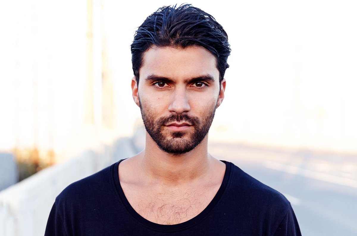 🔊 @R3HAB releases collaborative-heavy debut album, 'Trouble': Listen 🔊  👉 bit.ly/2xh70Az https://t.co/kvRroDh9Bf