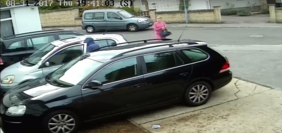 Thieves steal customers' and £4k worth of tools after targeting garage five times bit.ly/2xPnBgp