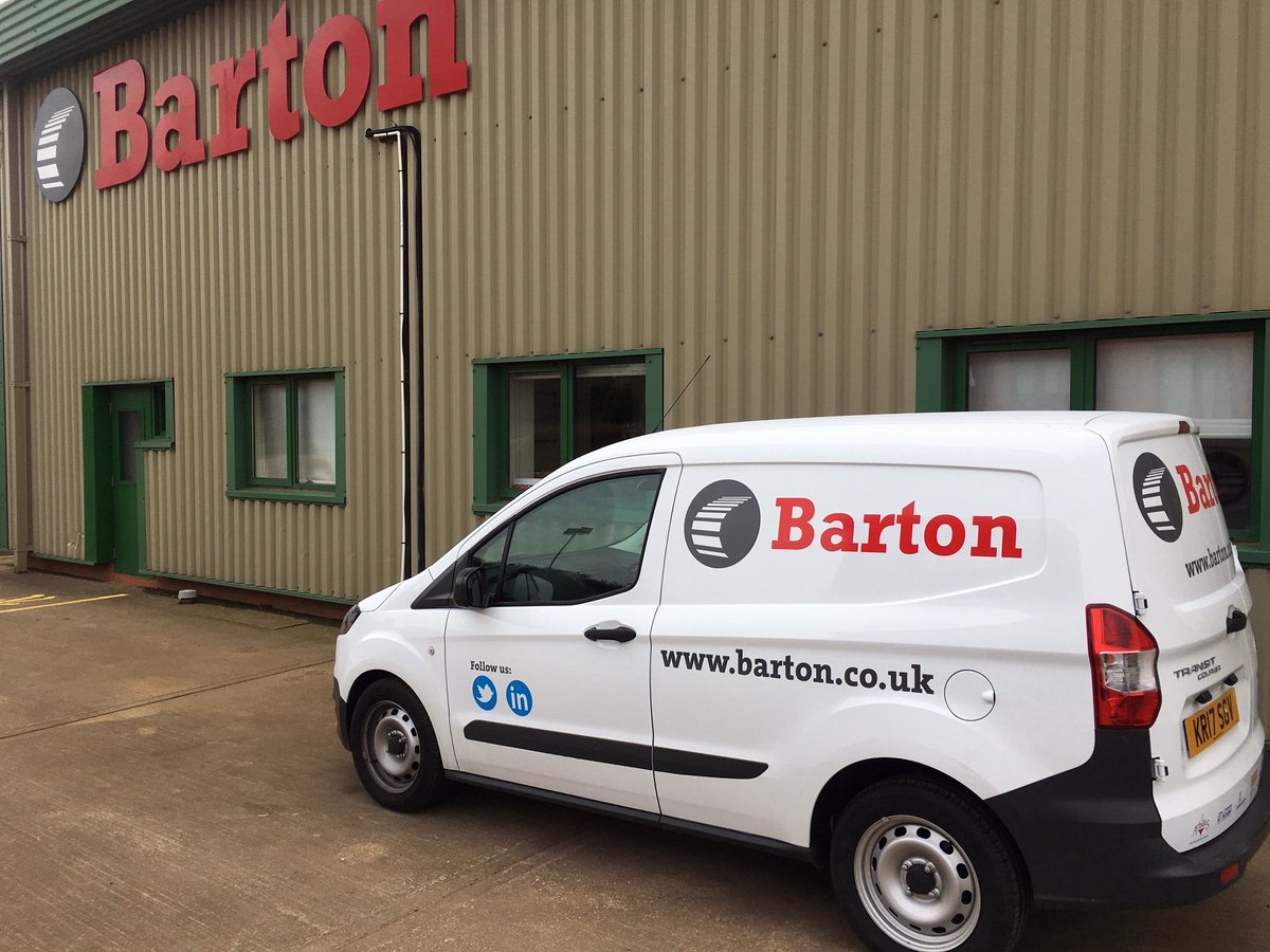 New work vans sign written and looking great. Another fantastic job by <a href="/KHCoachworks/">KurtHobbsCoachworks</a>. Keep a look out on your travels #FleetonFleek