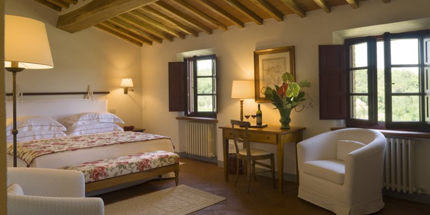 Explore the magic of Tuscany and live in the local lifestyle: luxury... bit.ly/2dactMI   @TheWinerist