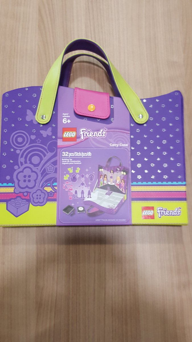 EntertainerToys's tweet photo. Time for another #winitwednesday! Like and RT this tweet for a chance to win 1 of 10 LEGO Friends Carry Cases with 32 LEGO pieces! https://t.co/tFeGfSKS3c
