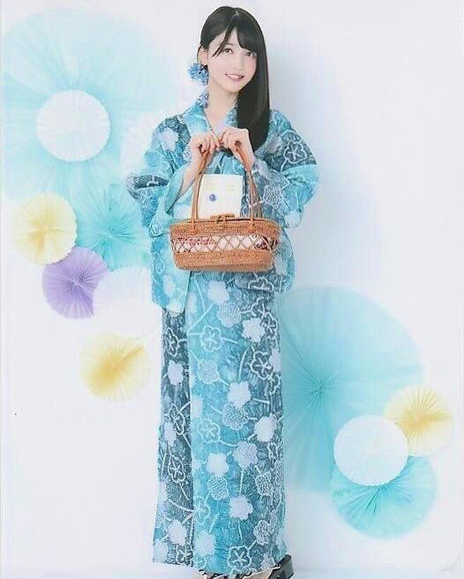 Mikuneta's tweet image. #1RTで 身長
#2RTで 年齢
#3RTで ホーム画
#4RTで ロック画
#5RTで フェチ
#6RTで 好きなタイプ
#7RTで アカウント由来
#8RTで 質問に答える
#9RTで 普段の字公開
#15RTで プリクラ
#20RTで snow自撮り