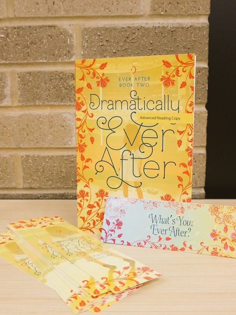 cherokeehsmedia's tweet photo. Thanks to local author @Emberchyld for the adv. copy of her new book #DramaticallyEverAfter If you ❤ the stage, ✔ out this new YA romance https://t.co/elihTzzDbV
