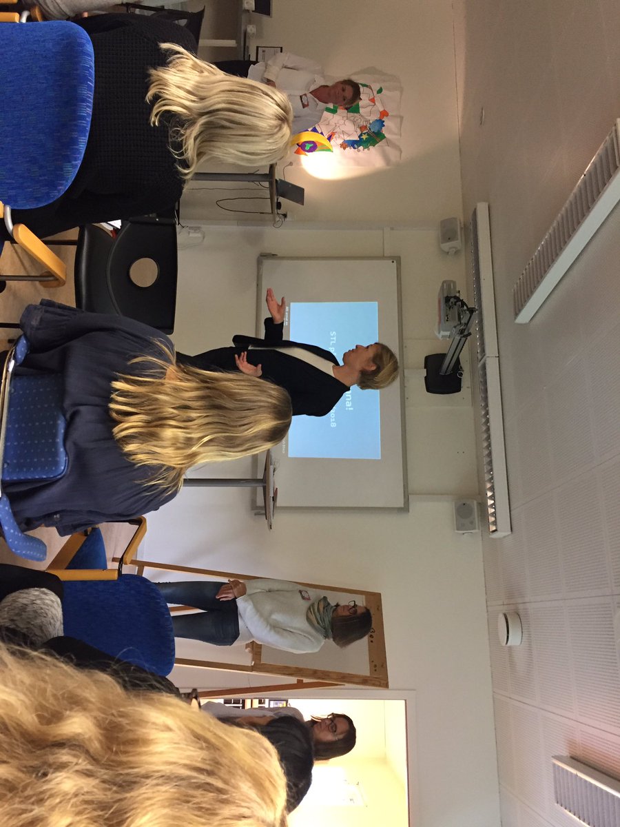 Nu sätter det igång :) STL över hela #lidskol @sarapenje introducerar och <a href="/ann_lonnqvist/">Ann-Sofie Lönnqvist</a> <a href="/AnnaLidingo/">Anna Carlén</a> <a href="/mstenstrom65/">Maria Stenström</a> tar över med varm hand