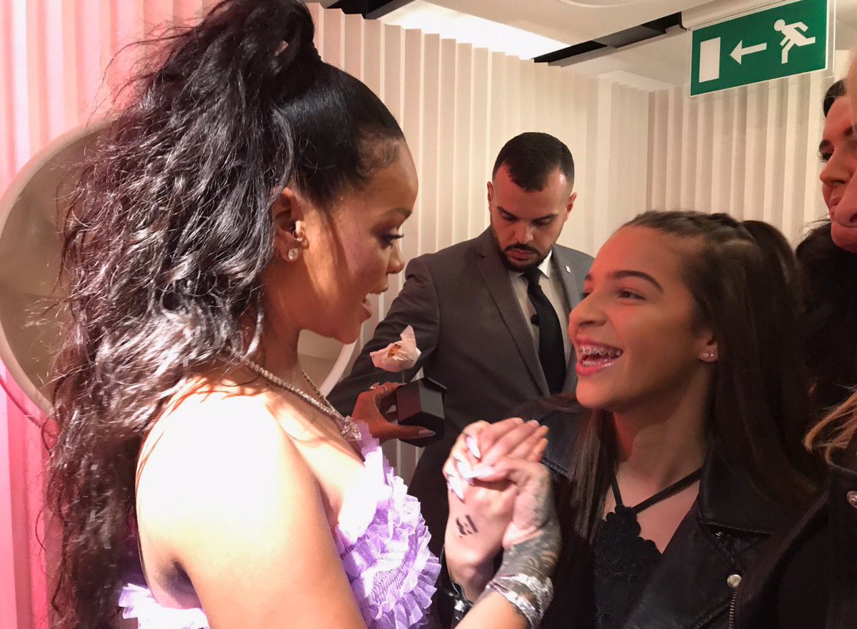 Karin Darnell (@karindarnell) on Twitter photo My daughter at <a href="/fentybeauty/">Fenty Beauty</a> launch last night! She's following in my footsteps! Make up artist of the future! #onetowatch My daughter at <a href="/fentybeauty/">Fenty Beauty</a> launch last night! She's following in my footsteps! Make up artist of the future! #onetowatch