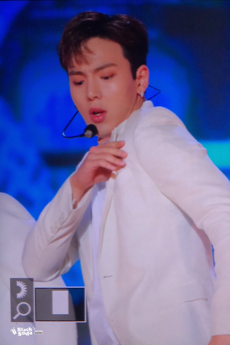 170920 소리바다
#몬스타엑스 #셔누 #SHOWNU
 @OfficialMonstaX