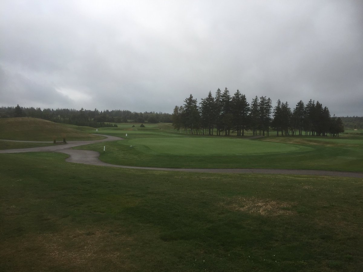 InsuranceInsPEI's tweet image. Not a bad office for the day!