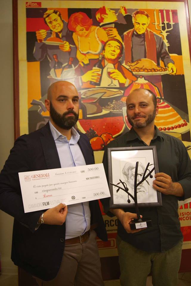 A prensa de Camaiore faise eco do premio de #Lurna.