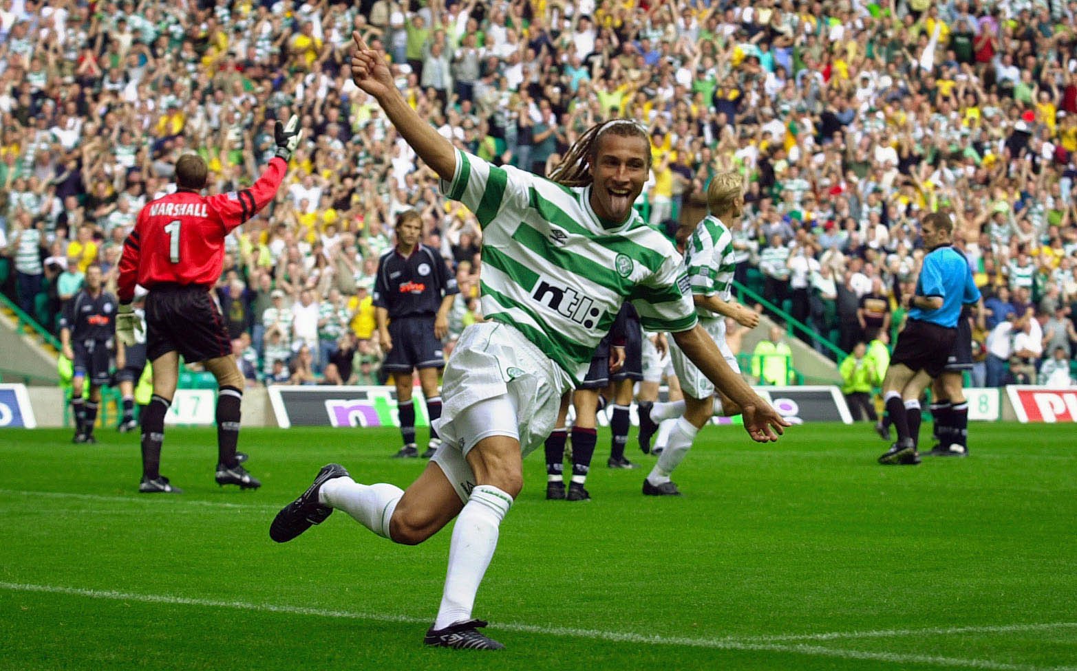 Happy birthday, Henrik Larsson  