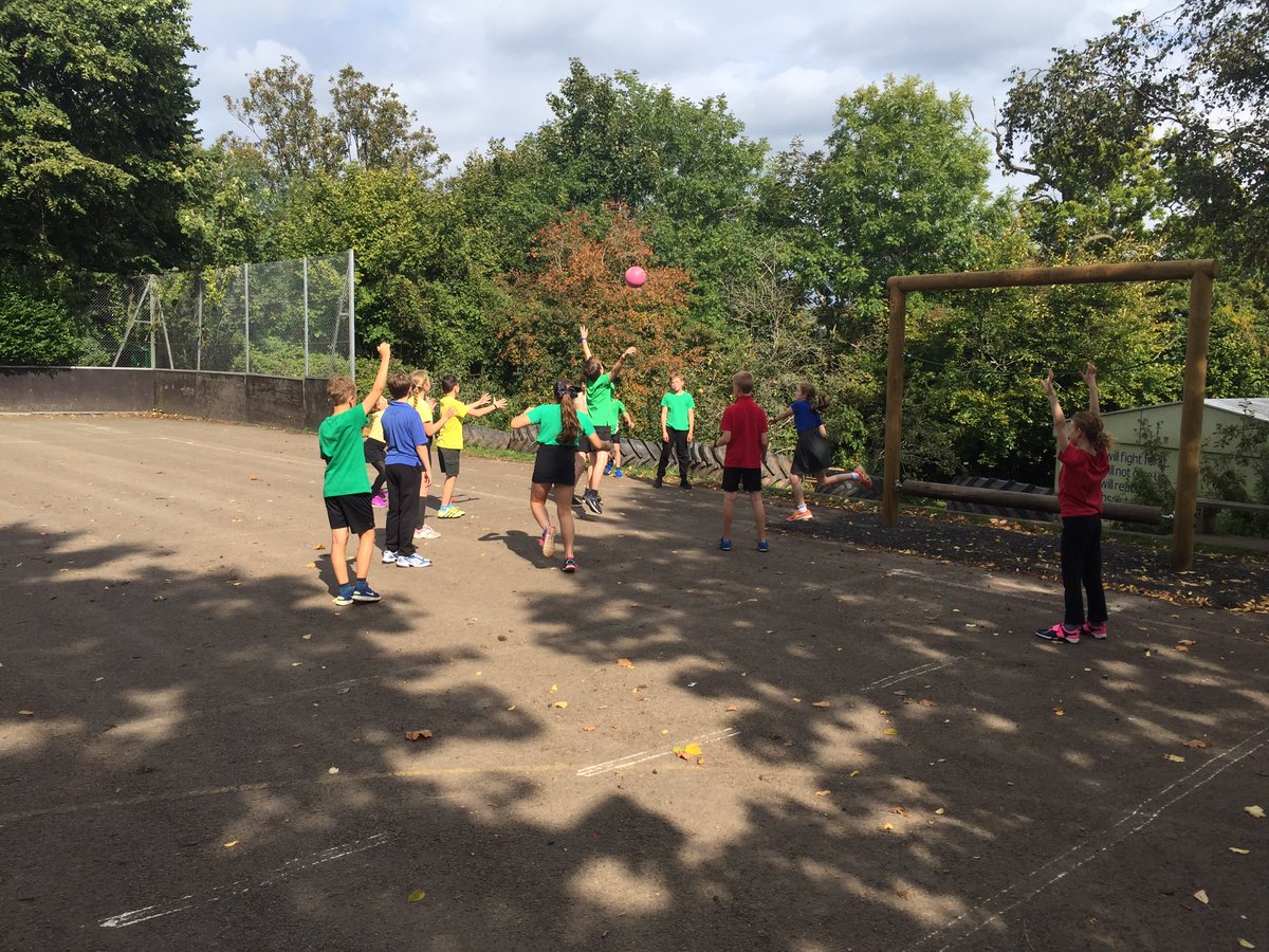 thedellsport's tweet photo. This week Y6 are completing their Play Leader training. https://t.co/kboSvQa85o