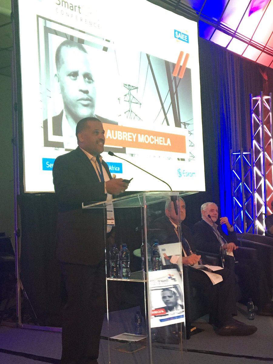 SAIEE_CGC's tweet photo. @AubreyMochela ICT Senior Exec @CityPowerJhb on @CityofJoburgZA present evolution to a #SmartCity
#SmartGrid2017 Conference https://t.co/ssYgvPkXnq