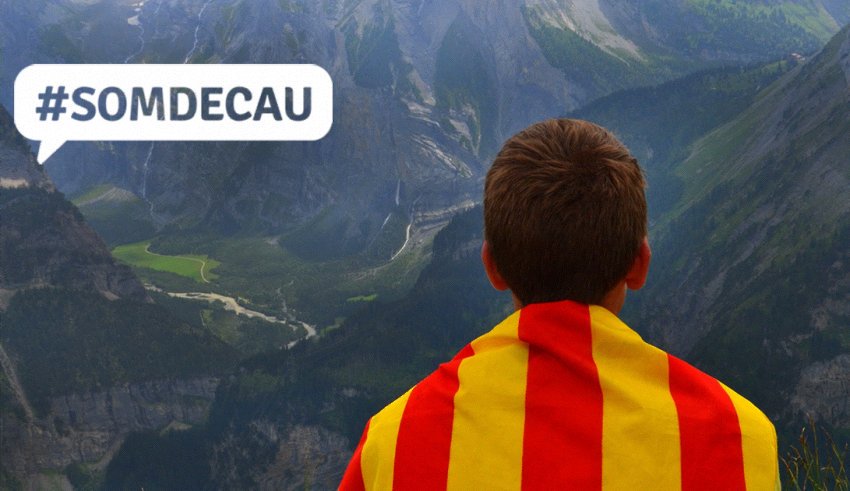 fceg_cat's tweet photo. Reafirmem el nostre compromís amb el referèndum i animem a la ciutadania a participar-hi, de forma activa i crítica, per democràcia!#Votarem https://t.co/muiEacb2OT