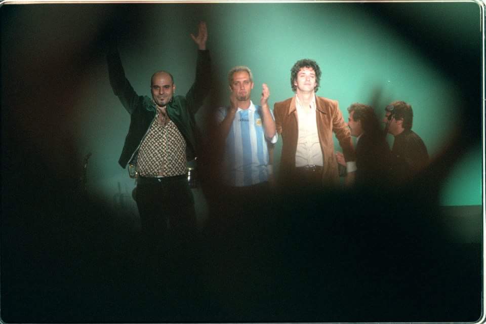FlacoStereo's tweet photo. SODA STEREO | #GraciasTotales 20 Años. Informe completo con la palabra de Zeta, Charly y el recuerdo de Cerati: https://t.co/JTBAjREnph https://t.co/zM2CLnghgJ