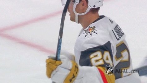 The <a href="/GoldenKnights/">y - Vegas Golden Knights</a> score  3 goals in the 1st to defeat the <a href="/Avalanche/">Colorado Avalanche</a>. Rewatch the action at 2pE.