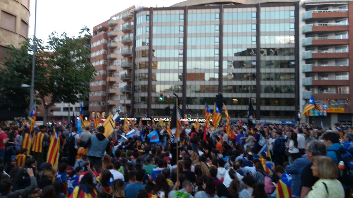 Si el present és lluita el futur és nostre! #HolaRepública