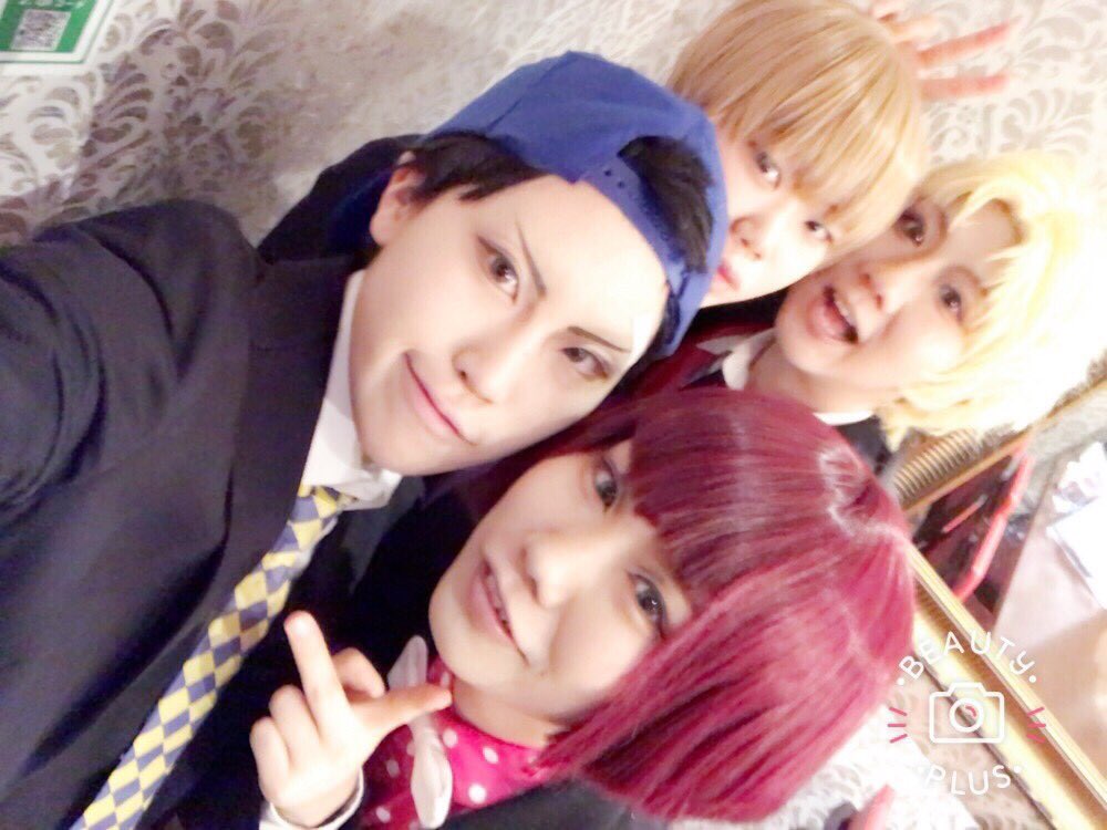 <a href="/atbtn_16/">跡部様御誕生会跡地</a> ドラドラ男前な宍戸だよ！！！
かっこいいだろ〜！！かっこいいんだぜ〜〜！！！好き
