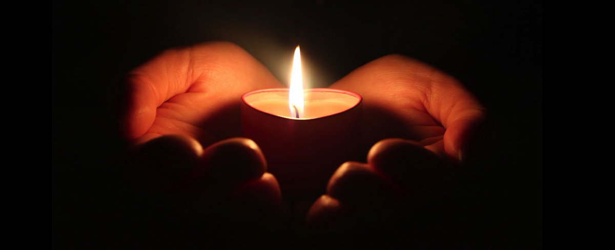 SalDaVinci's tweet photo. Un pensiero e una preghiera a tutte le vittime del terremoto in Messico e dell'uragano a Porto Rico.
#PrayForMessico #PrayForPortoRico https://t.co/v2fdKgSxKx