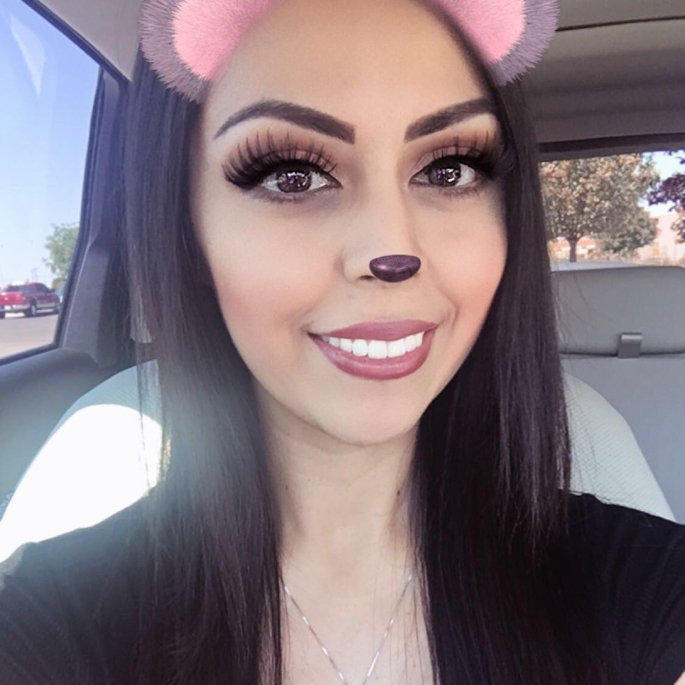 lizziedoll4's tweet photo. My everyday glam look... plus a snapchat filter 💜 #selfie #motd https://t.co/9uy0ncW2tz