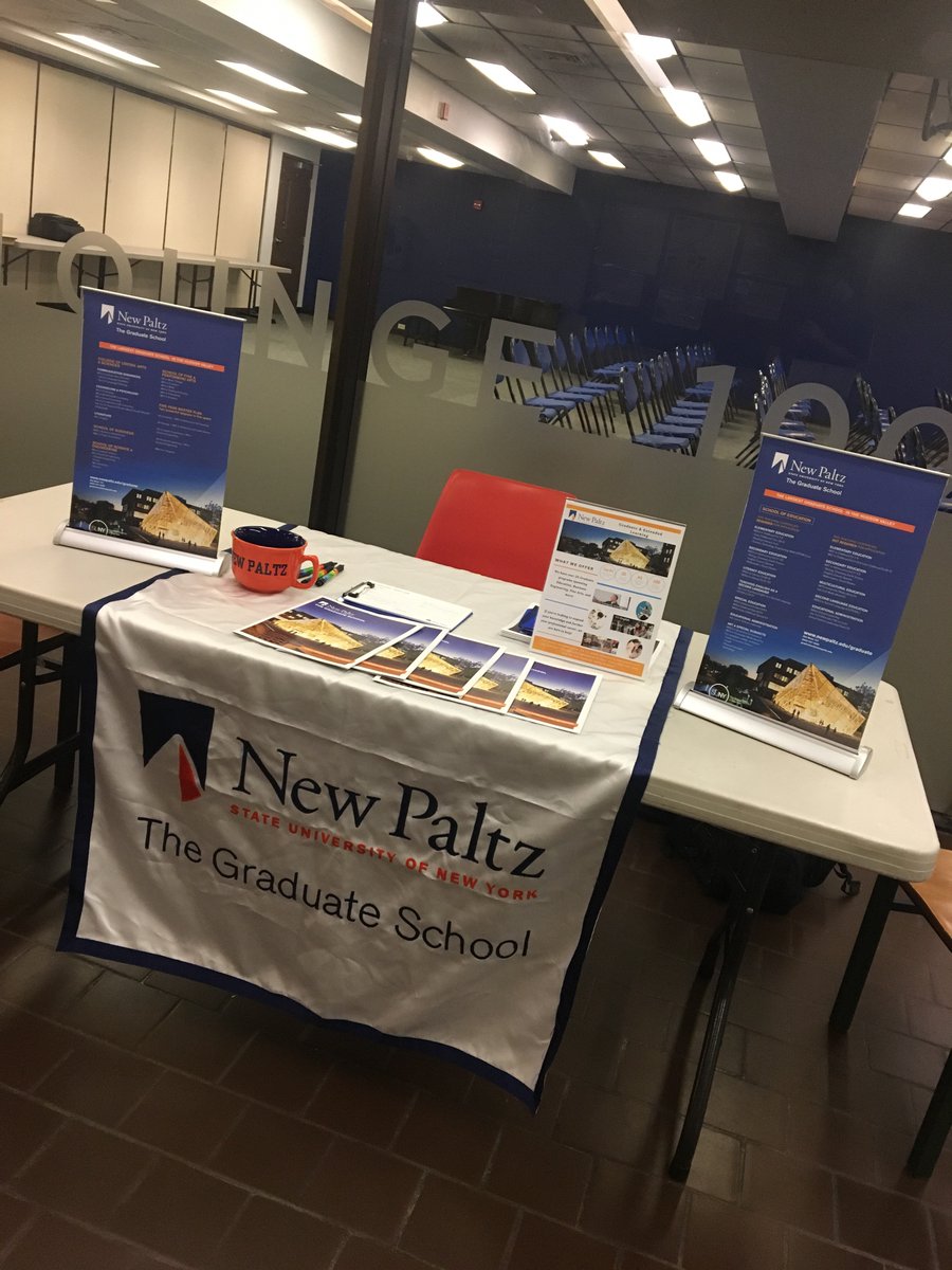 newpaltz_grad's tweet photo. We are in front of SUB from 10-12 today! Also come to the #npcrc workshop for #graduateschool at 12:30 in HUM214 #npsocial #npgrad #sunynp https://t.co/BZsHyuT6cW