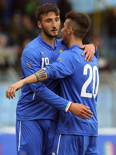 クリスタンテめちゃくちゃ評価してるけど、1番は顔ですよね。いつどっから見ても眠そうな顔してる。半分寝てんじゃねぇかな。