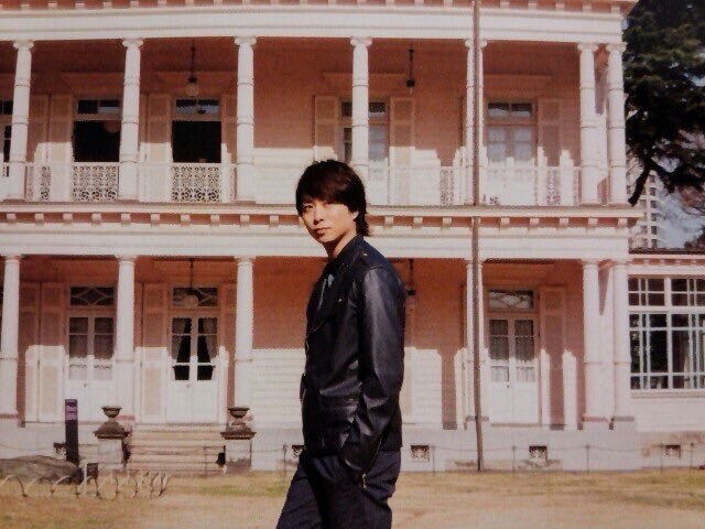 Twitter 上的 すえら 旧岩崎邸庭園行ってみた ２枚目 Casa Brutus 14年3月号連載櫻井翔のケンチクを学ぶ旅 ３枚目 謎解きはディナーのあとで 宝生家の屋敷 ４枚目 まごまご嵐で大野 Amp 相葉 貴族探偵の第1話でも使われてたみたい T Co