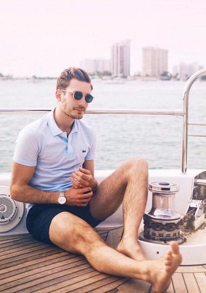 TheStylishG's tweet photo. Yacht vibes #ClassicFeel #MensStyle #fashionstyle #MensFashion https://t.co/cJZMBQ7LdU