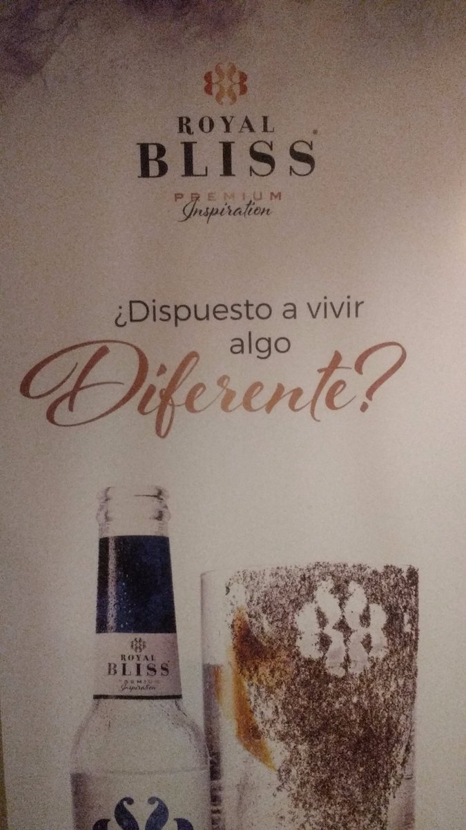 betsyandthecity's tweet photo. Ayer vivimos un #maridaje especial de #tónicas premium #RoyalBliss en el precioso @ChefCafeOriente. Prueba el #MenúRoyalBliss hasta 15/10! https://t.co/5KhLEIzJlQ