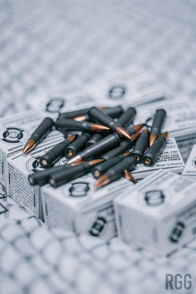 regularguyguns's tweet photo. Some 7.62x39 ammunition magic in a shallow depth of field. #AK #gunsense #civilrights #2AUSC https://t.co/H2digApHRw
