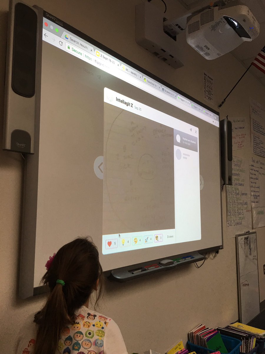 MrsZClassroom's tweet photo. Ss used FlipGrid to share their writing brainstorm. We were able to use the videos to share and discuss during share time. #McKinneyIEA https://t.co/LF9W82Dmyd