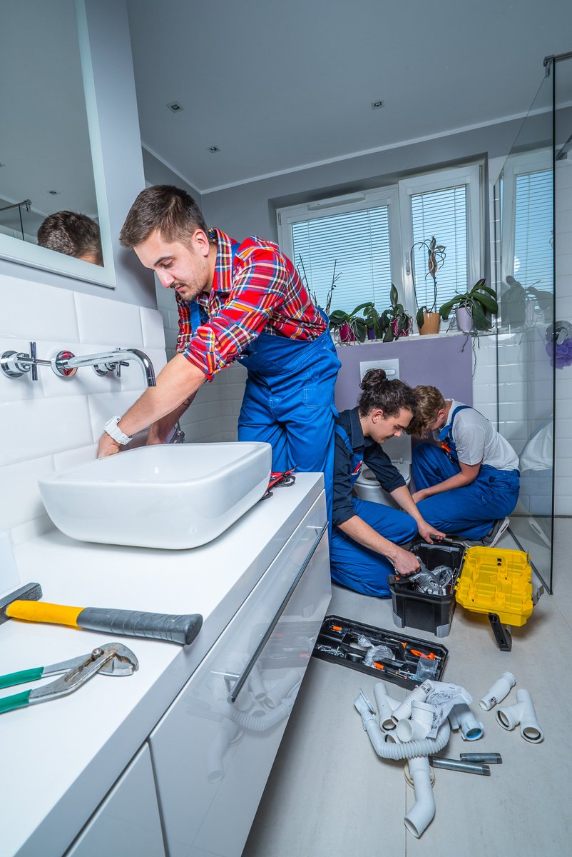 #ArmitageShanks has made over 100m bathroom items, it was even on the Titanic and at Wembley Stadium! Find out more: celebrate200.co.uk