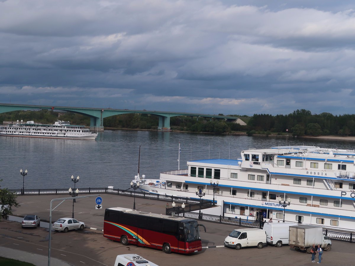 Оживленно сегодня в #Ярославль #Волга #travel #туризм