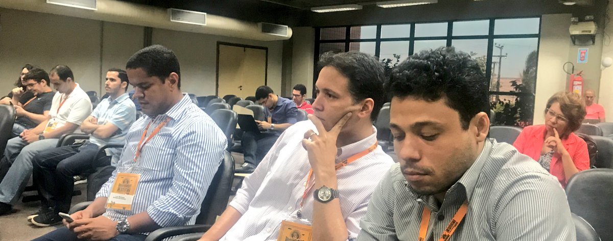 ines_inct's tweet photo. Workshop do INES no #cbsoft2017 https://t.co/DghEOJuxk4