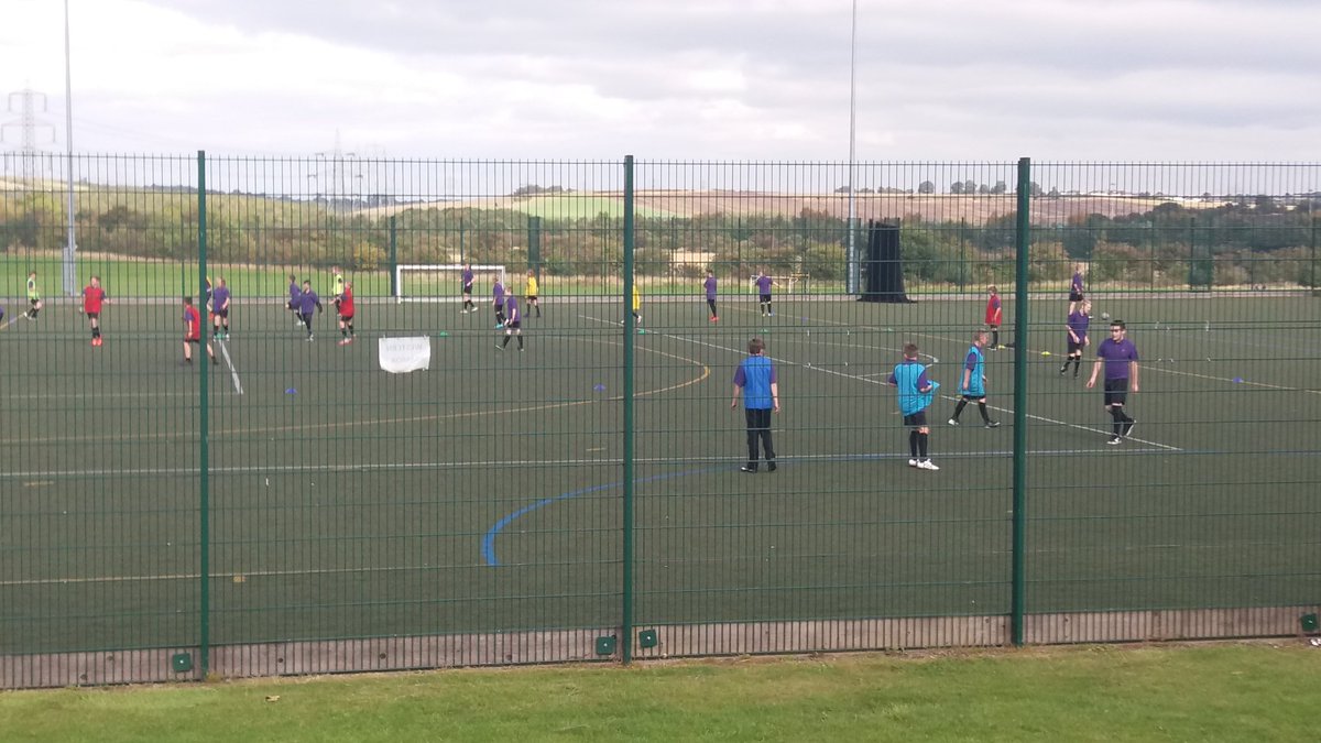 OACA_PE's tweet photo. 40 netball players and 50 football players at OACA PE enrichment tonight fantastic! https://t.co/rDBHxZfqRb