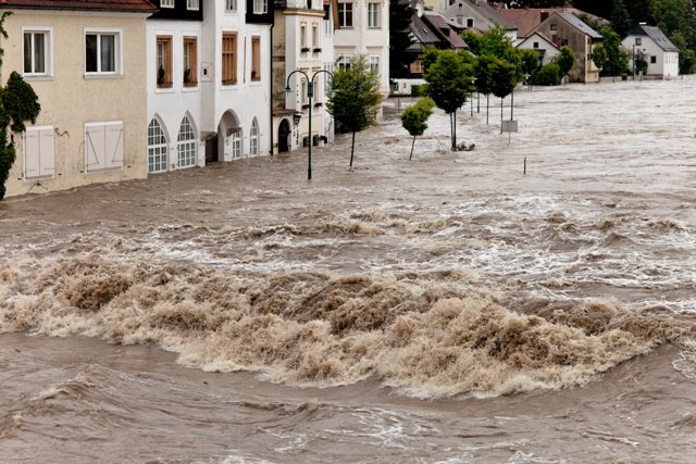 ModernAgent's tweet photo. #UCaaS solutions help businesses avoid #diasters. Educate your customers on the benefits!  #disasterprep #Natlprep 
https://t.co/R1DeavOvXx https://t.co/c5RZHfd7Zt