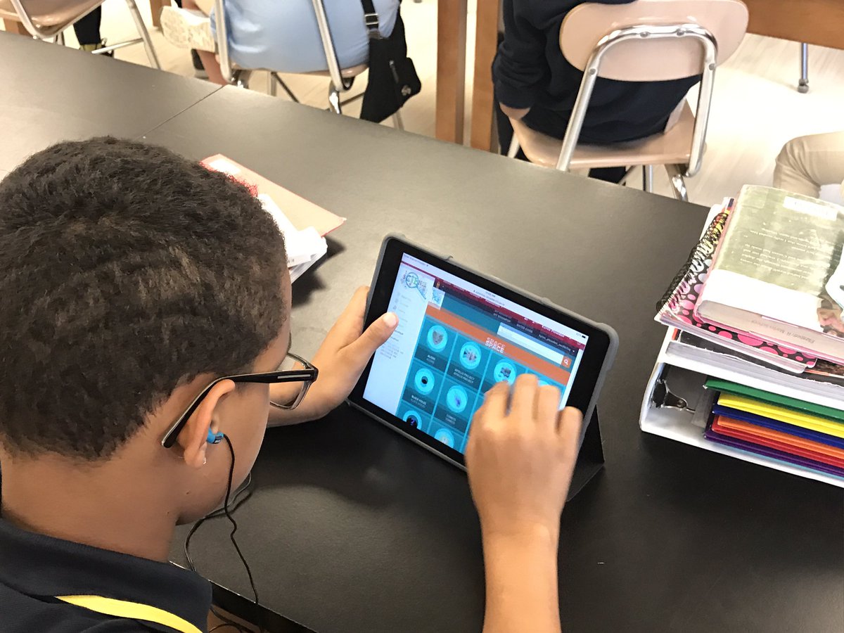 Ashli Scott tweet media