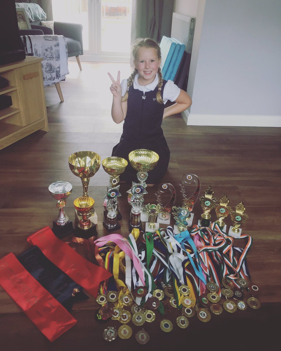 amydaniellelynn's tweet photo. After a wobble and stressing she's not doing her dance right, we needed to remind livvy how well she has done https://t.co/NubbRrfwBm