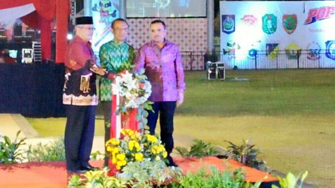 humasjateng's tweet photo. Gelaran #POPNas2017 di Jateng telah usai, Jabar sebagai Juara dengan 58 emas, disusul DKI 56 dan Jateng 40. Selamat kepada para Juara !!! 😀🙏 https://t.co/otaz1sQO27